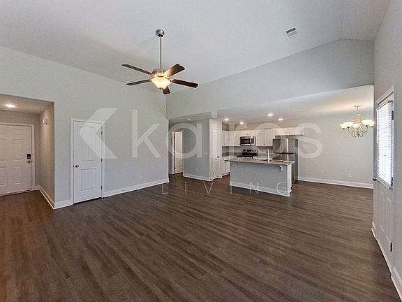 3rd image of 108 Mountain Holly Rd