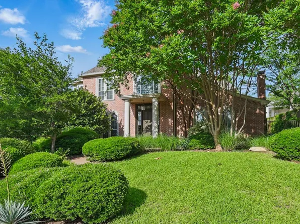 3525 Overton View Ct, Fort Worth, TX 76109