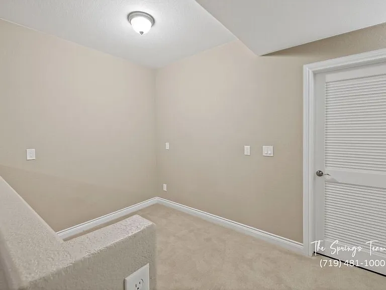 9547 Dewitt Dr — Photo 44