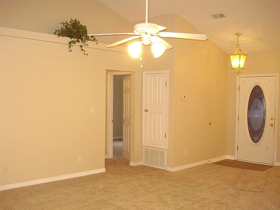 3rd image of 5716 Lia Dr