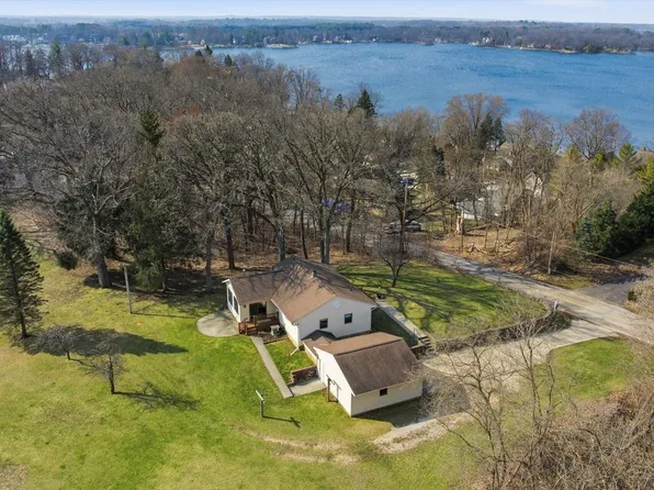 N9376 East Shore ROAD, Mukwonago, WI 53149