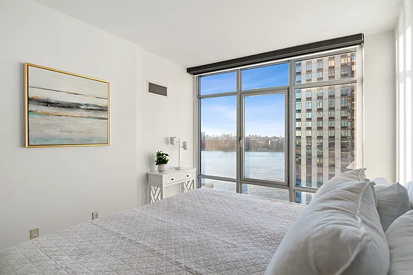 Sold by Compass | media 5