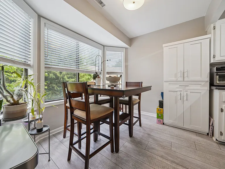 100 Willowbrook Ave #1 — Photo 13