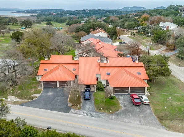 195 Gallagher Dr Unit 17, Canyon Lake, TX 78133