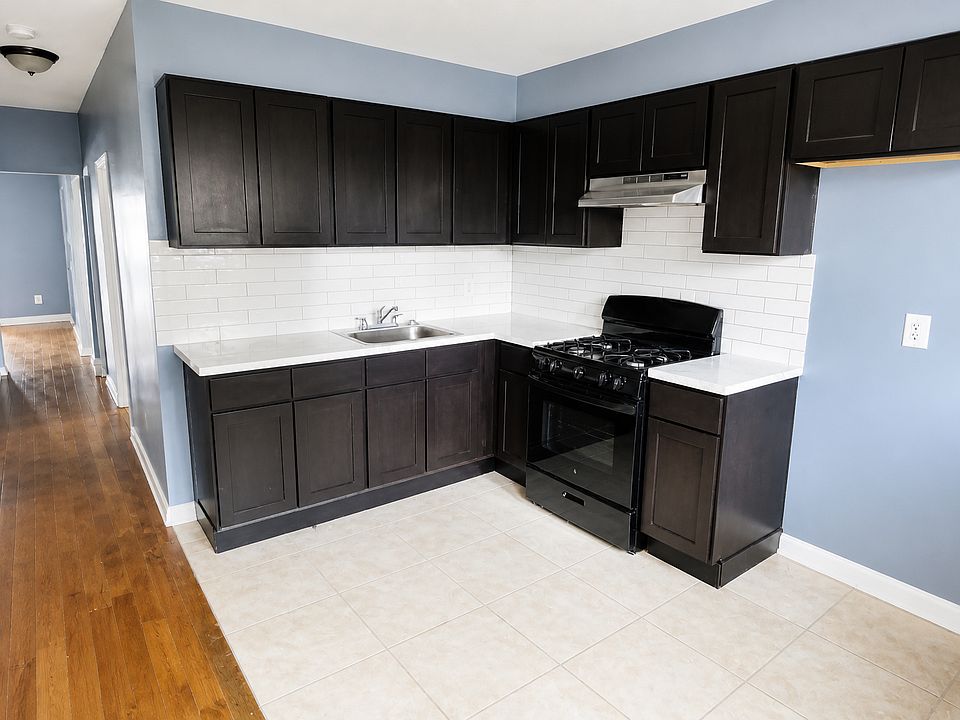 1st image of 736 S 12th St #2B