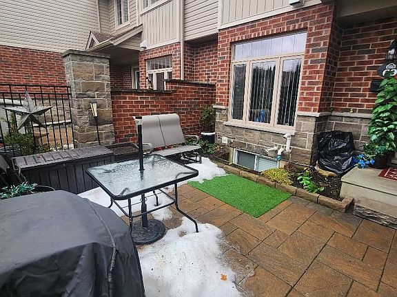 2nd image of 1061 Eagletrace Dr #69