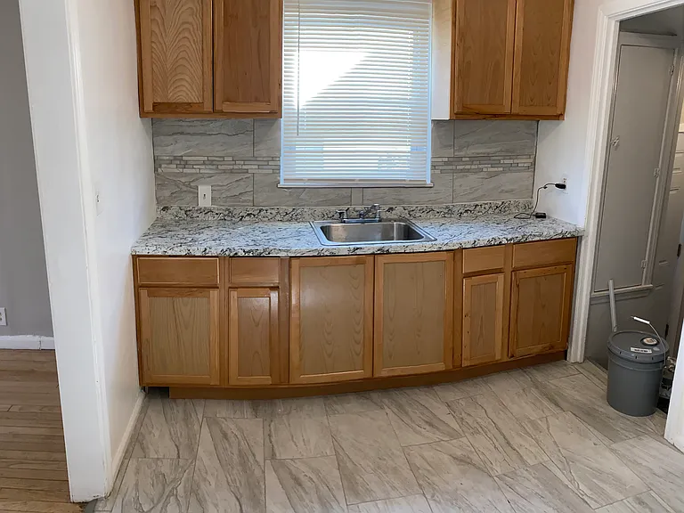 9187 Mendota St — Photo 15