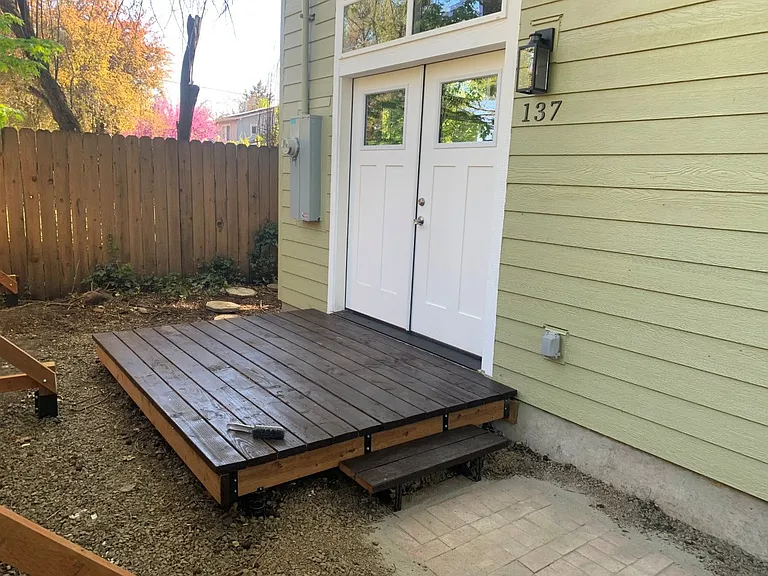 135 Vancouver Ave — Photo 12