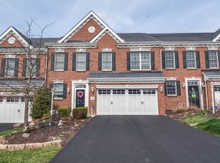 103 Foxchase Dr, Canonsburg, PA 15317