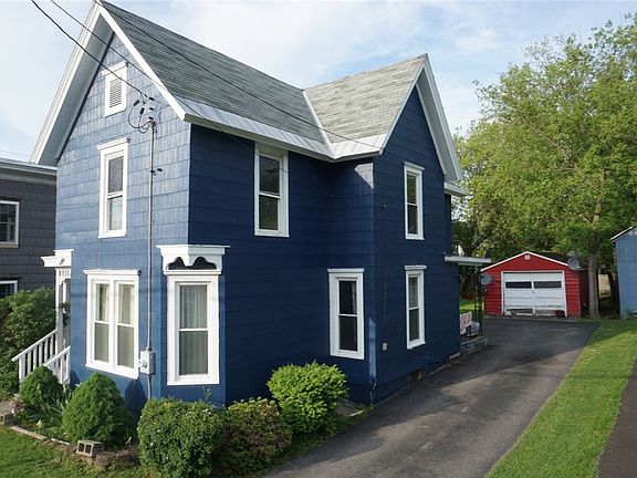 2nd image of 33 Birdsall St