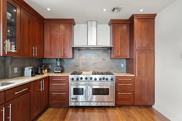 Sold by Julia B Fee Sotheby's International Realty | media 4