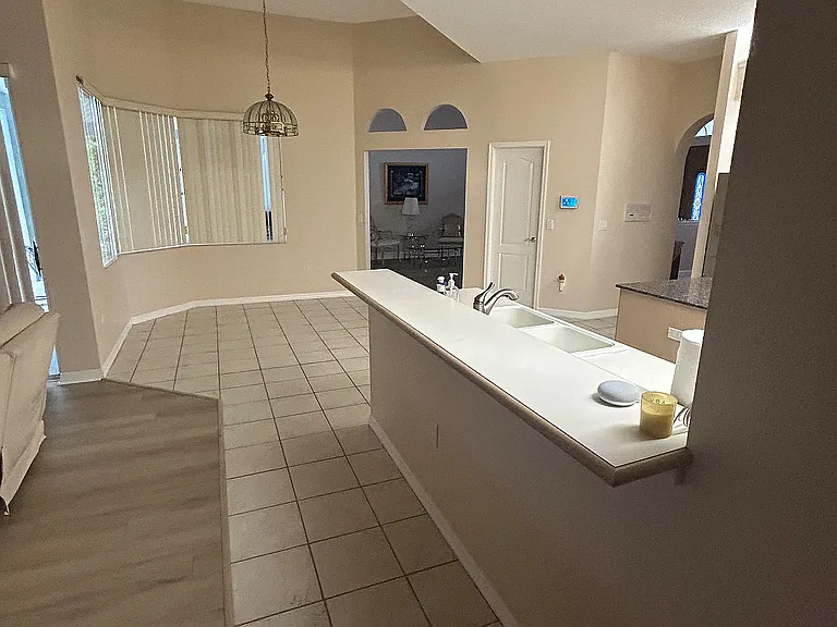 702 Brooker Ridge Ct — Photo 8