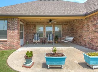 1862 E 137th Pl, Glenpool, OK 74033