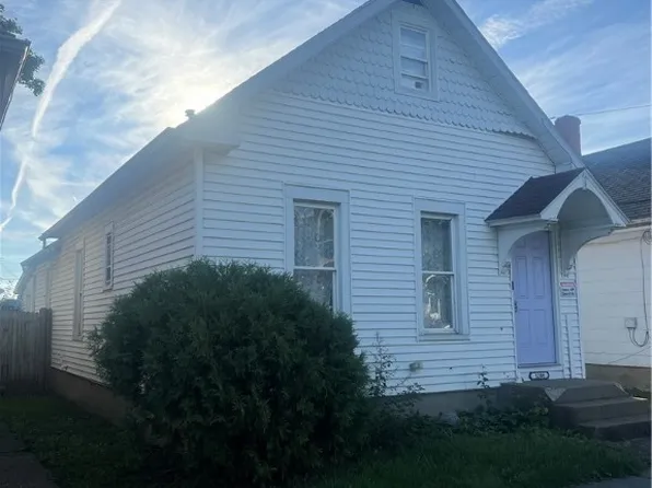 1208 Shelby St, Sandusky, OH 44870