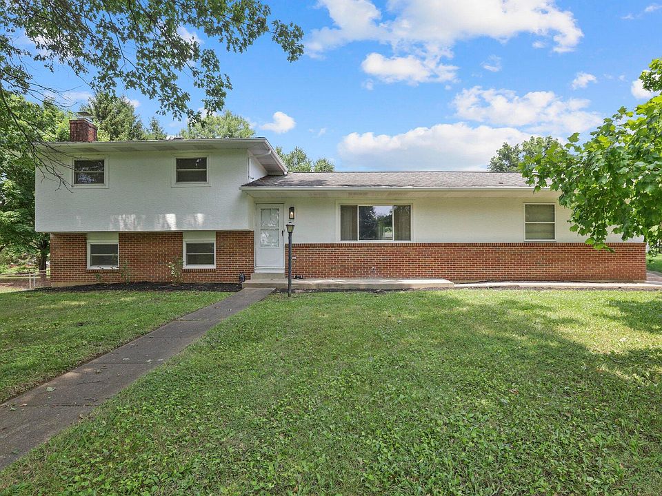 1st image of 394 Kaye Dr