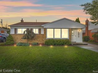 24910 Crowley St, Taylor, MI 48180