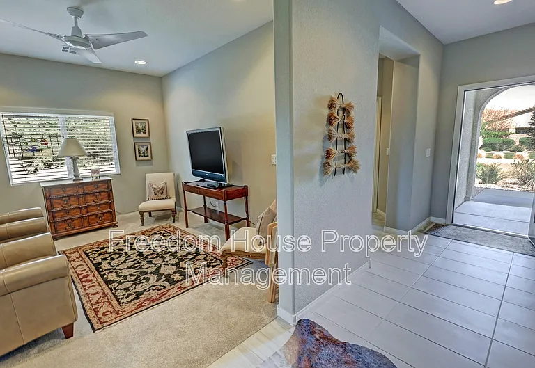5245 E La Campana Dr — Photo 8
