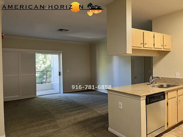 701 Gibson Dr #723 — Photo 9