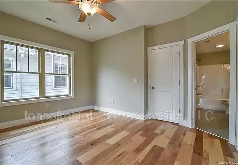 601 Fairview Rd — Photo 10