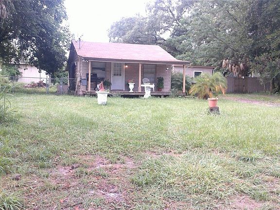 2nd image of 806 E McEwen Ave