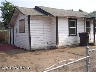 2nd image of 1419 1/2 Garfield Ave