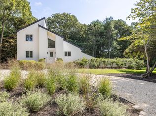 15 Fox Hunt Ln, Amagansett, NY 11930