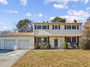 4 Michele Dr, Hampton, VA 23669