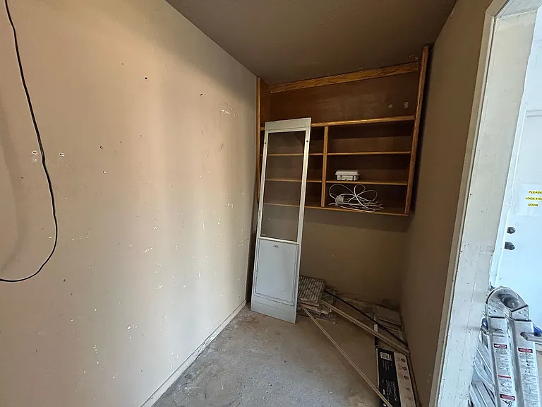 2933 W Muriel Dr — Photo 40