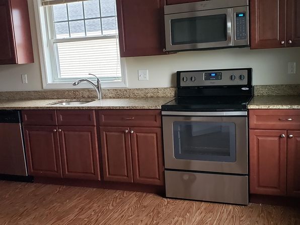 manchester-new-hampshire-448637905 picture