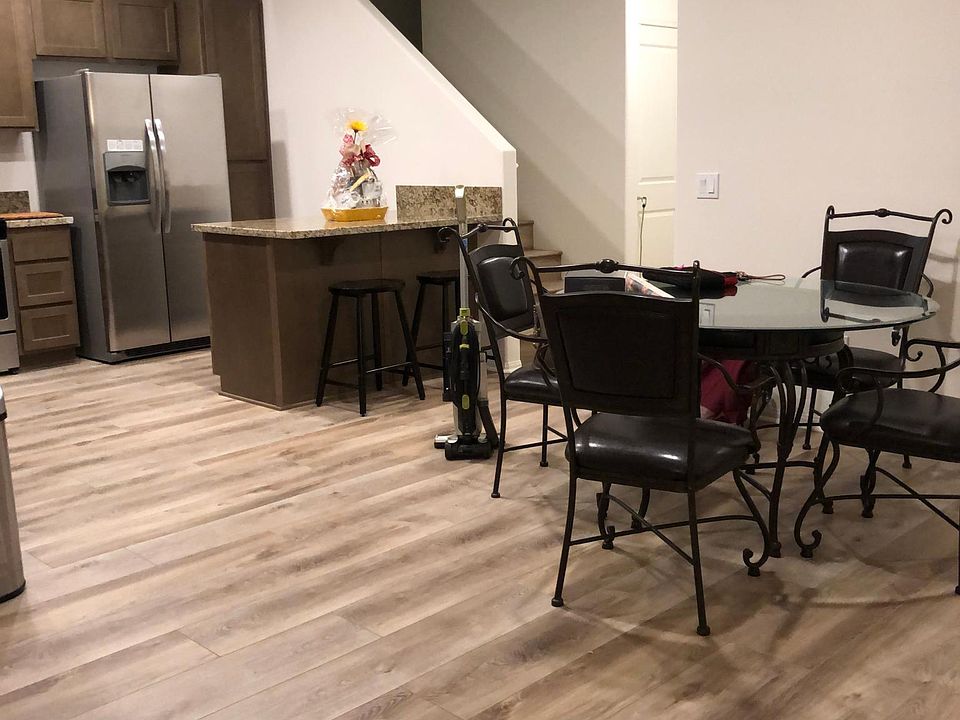 Kitchen and dining area