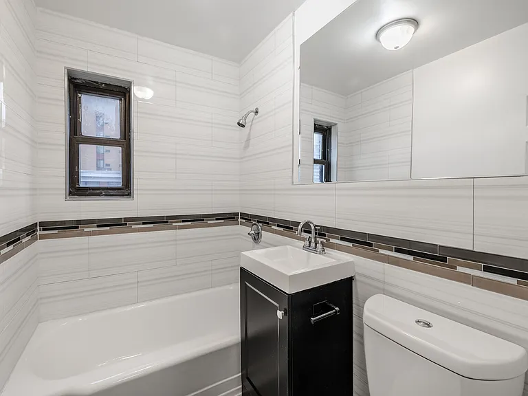 255 S Harrison St — Photo 7