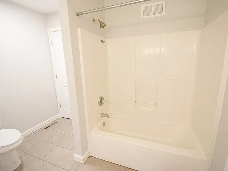4271 Trumpeter Dr SE — Photo 11