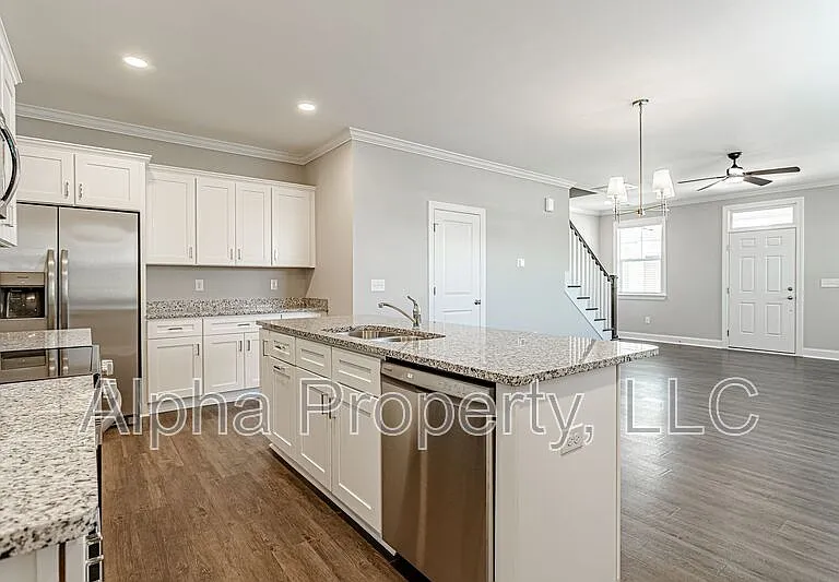 121 Remount Way — Photo 10