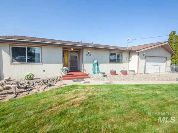 2442 Easy St, Clarkston, WA 99403