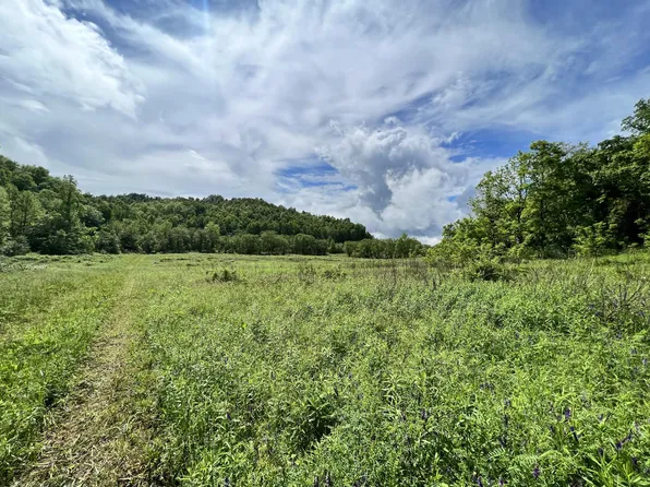 2300 State Highway 1094, Campton, KY 41301