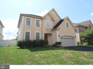 10633 Saint Thomas Dr, Philadelphia, PA 19116