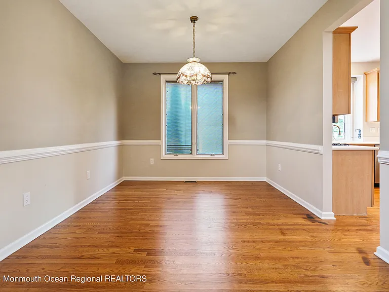 194 Pelican Ct — Photo 11