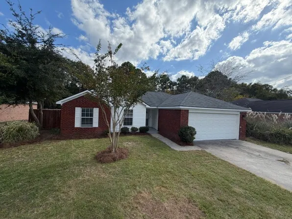 2549 Parkland Blvd, Hinesville, GA 31313
