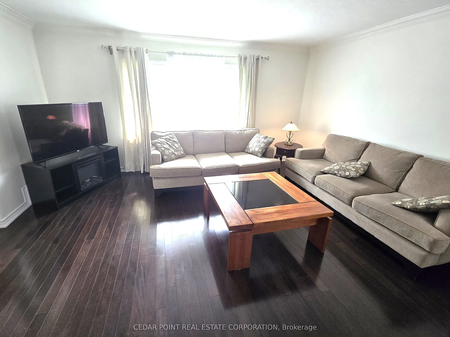 3 bed, $4,000 — Photo 2