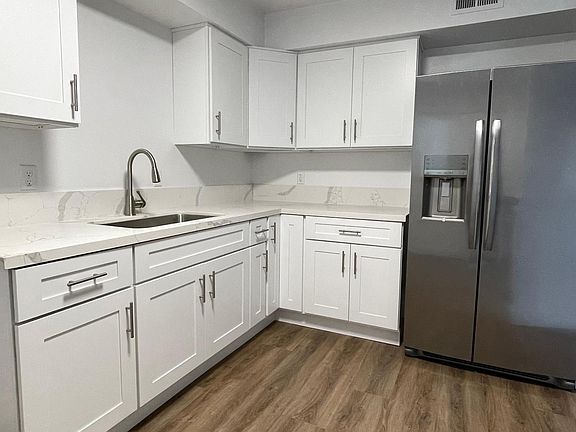 3rd image of 897 Buena Vis #891