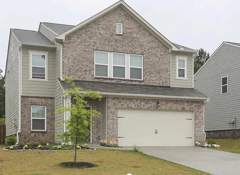 4211 Kendrick Cir — Photo 5