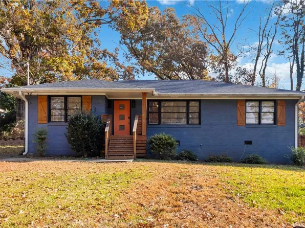 2450 Harwood Dr, East Pt, GA 30344