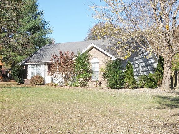 2nd image of 1005 Willowbank Ct