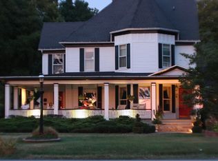 4661 Lower River Rd, Lewiston, NY 14092