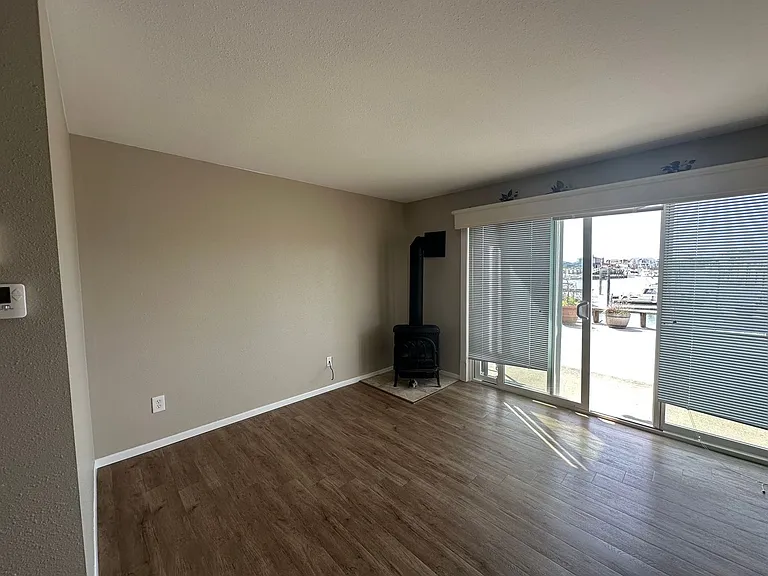 4038 Mayne Ln #13 — Photo 9