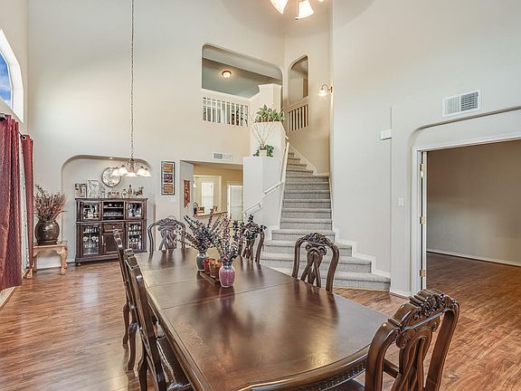 3rd image of 2988 Tierra Fresno Dr