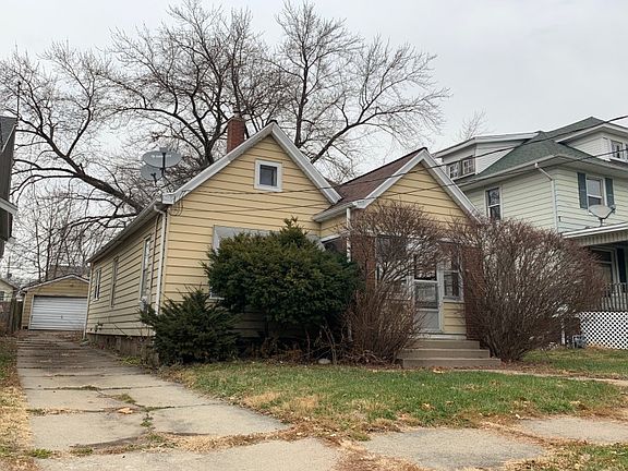 3rd image of 603 E Arcadia Ave