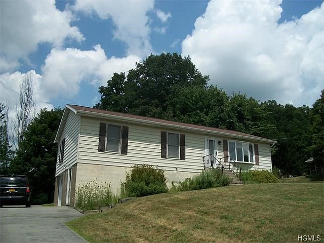 1st image of 61 Farries Ave