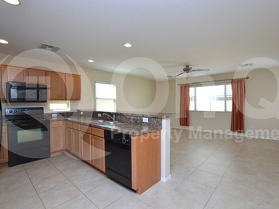 3rd image of 2565 E Southern Ave Unit 86