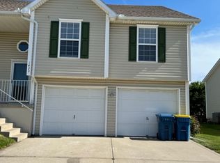 1420 Galway Ct, Liberty, MO 64068
